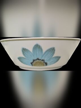 Noritake Up-Sa Daisy Progression China 8" Round Vegetable Serving Bowl